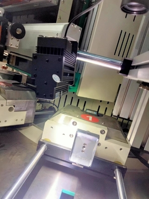 Stampa a schermo a servo completo CNC con velocità di stampa di 60 pcs/min
