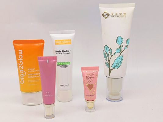 Macchina serigrafica per tubi a 4 colori + stampa a caldo e trattamento fiamma superficiale