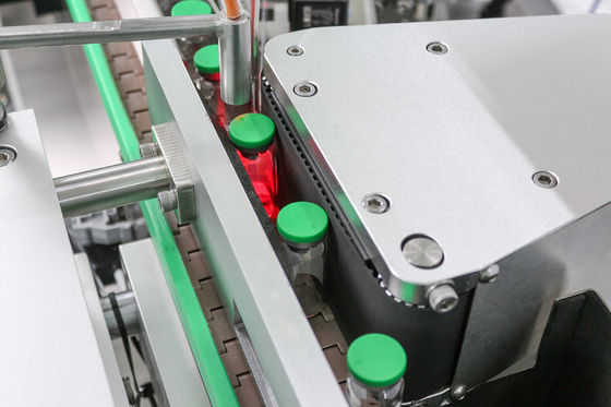 SGS Industria chimica giornaliera 300pcs/minuto Vertical Automatic Labeler Machine