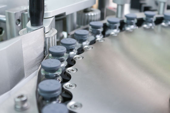 Precisione 0,5 mm Macchina di etichettatura automatica 750 bottiglie/minuto