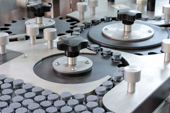 Precisione 0,5 mm Macchina di etichettatura automatica 750 bottiglie/minuto